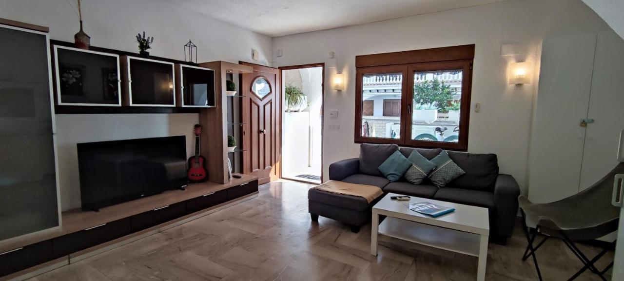 Beach Breeze Townhouse By The Beach Santa Pola Luaran gambar