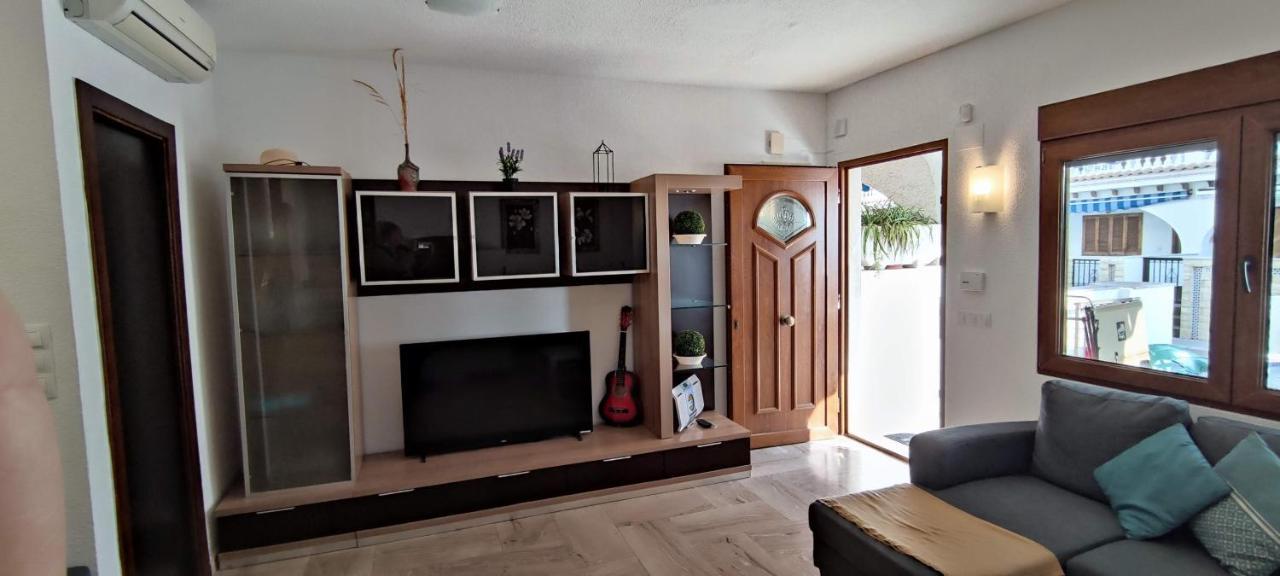 Beach Breeze Townhouse By The Beach Santa Pola Luaran gambar